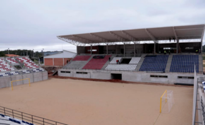 HOY / Cada vez falta menos para dejar listo el estadio playero