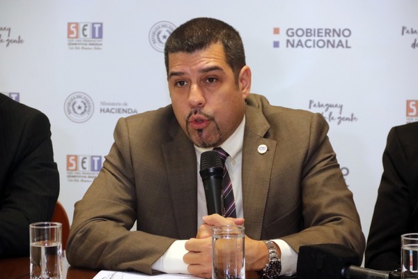 Viceministro de Tributación es designado como director financiero de Itaipu | .::Agencia IP::.