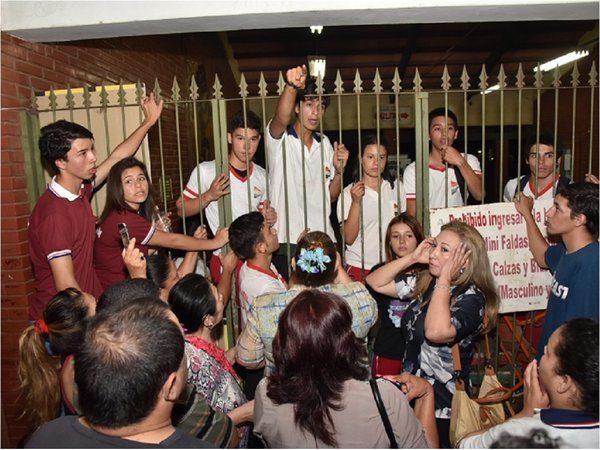 Continúa juicio oral contra ex dirigente estudiantil de Fenaes