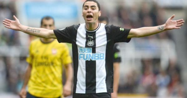 Almirón reconoce que le cuesta embocar