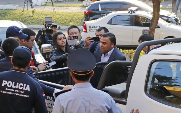 Fiscalía acusa y pide juicio para Díaz Verón
