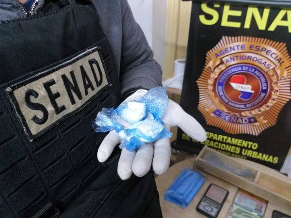 Cae adolescente que distribuía cocaína en Lambaré - Nacionales - ABC Color