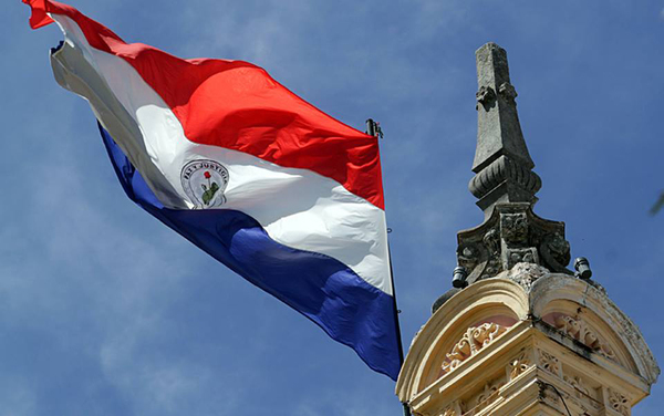 Este miércoles se celebra el Día de la Bandera Paraguaya