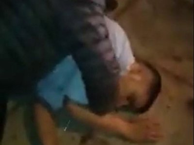 Una mujer intentó atropellar con el auto a su novio