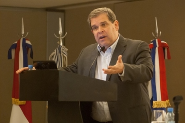 Marito no le dio mucha pelota a la economía, según exministro