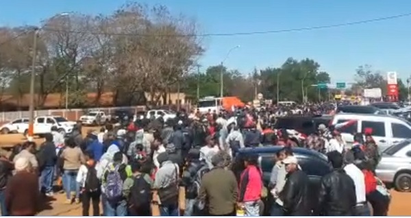 Ciudadanos de San Pedro y Canindeyú exigen juicio político