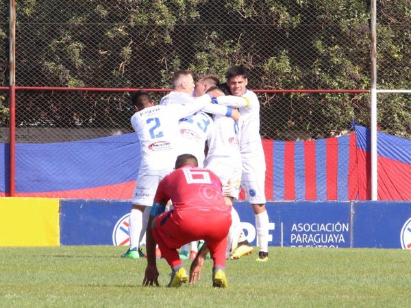 Sol de Pastoreo fue más en los penales y avanza en la Copa Paraguay
