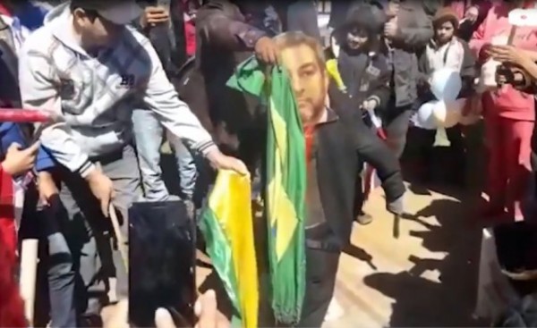 Marito "garroteado" y bandera brasileña quemada en San Pedro