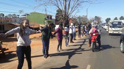 Tomados de las manos pobladores exigen paz y seguridad para el norte