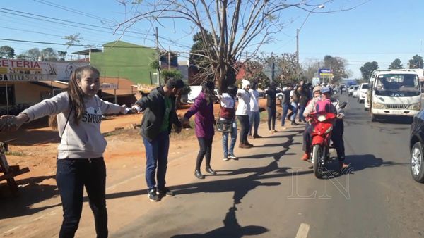 Tomados de las manos pobladores exigen paz y seguridad para el norte