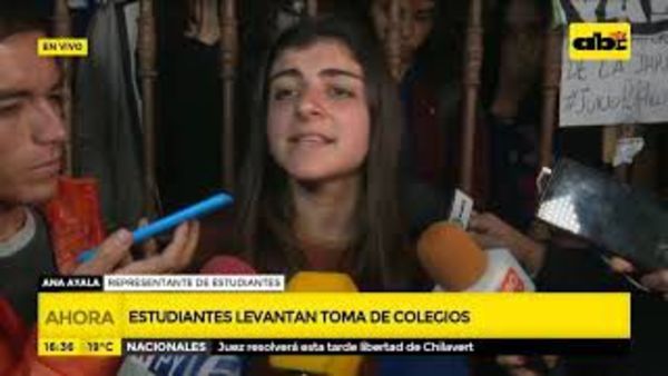 Estudiantes levantan toma de colegio Presidente Franco - ABC Noticias - ABC Color