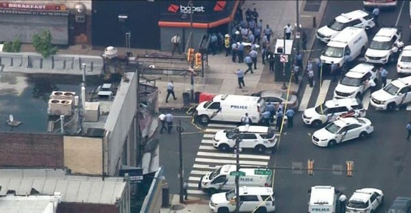 Estados Unidos: Al menos cuatro policías baleados en un tiroteo en Filadelfia » Ñanduti