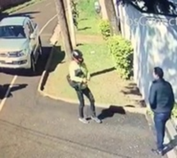 Motochorros atracan a contratista y se llevan G. 150 millones - Paraguay.com