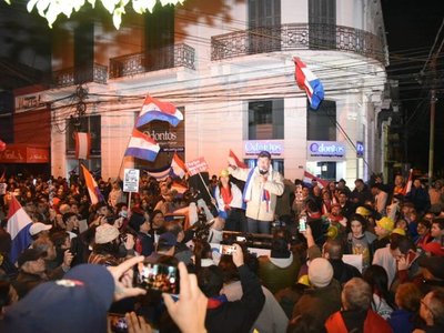 Oposición pide juicio político a Marito y asegura que hay votos para sacarlo