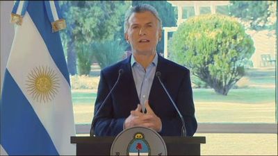 Macri y Fernández tratan de calmar a los mercados tras desplome en Argentina - Mundo - ABC Color