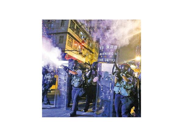 Pekín denuncia agresiones tipo terrorista en Hong Kong