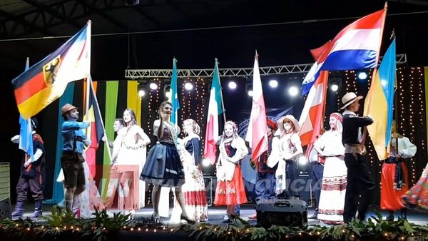 SE REALIZÓ EL LANZAMIENTO DE LA 9° FIESTA NACIONAL DE LAS COLECTIVIDADES
