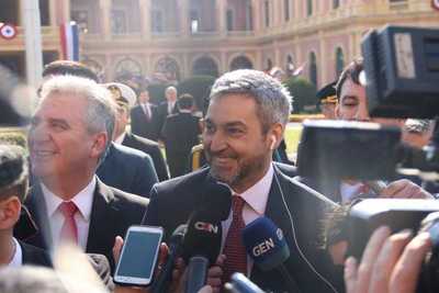 Mario Abdo Benítez: "Tenemos que empezar a construir puentes, no murallas" » Ñanduti