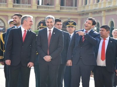 Mario Abdo confirma a Villamayor y a Petta en sus cargos