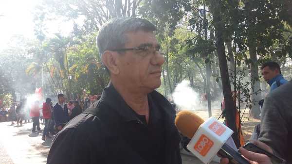 "Un pacto alejado del pueblo no soluciona los problemas existentes" » Ñanduti