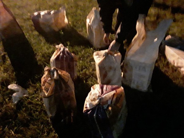 Incautan gran cantidad de bebidas alcohólicas a punto de ser introducidas a la cárcel de CDE - ADN Paraguayo