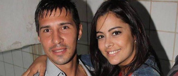 HOY / Larissa Riquelme demanda a   periodista que sugirió que quiso  ablandar a la querella de Fabbro