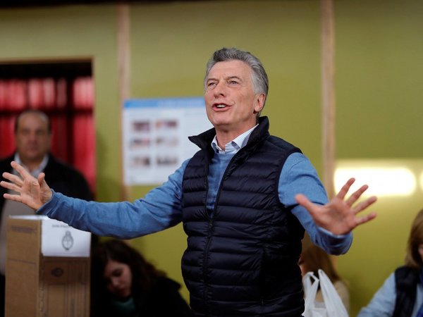 Macri elimina el IVA para productos de la canasta básica