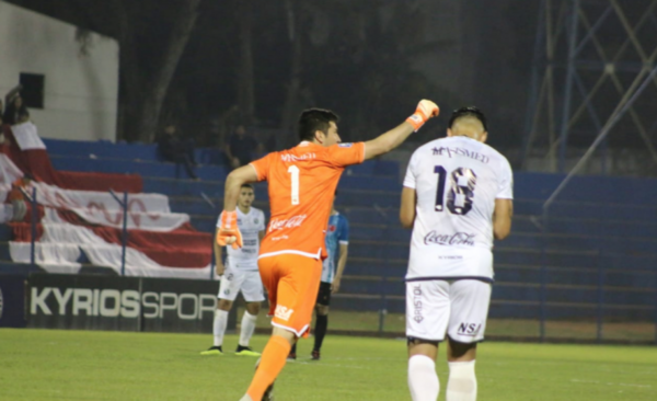 HOY / Con solvencia se instala en fase de Octavos de Copa Paraguay
