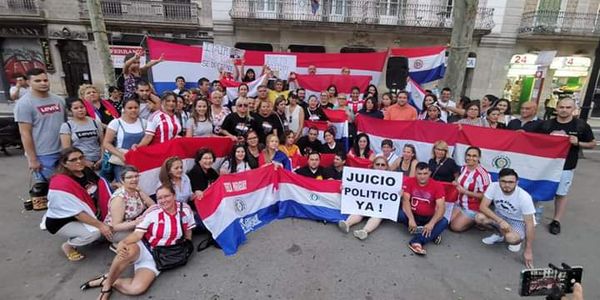 Pedido de juicio político resuena en Barcelona - Nacionales - ABC Color
