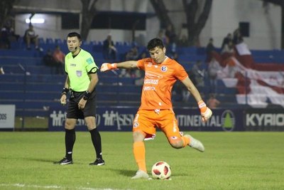 De tiro libre, Centurión hizo un golazo para Sol en Copa Paraguay