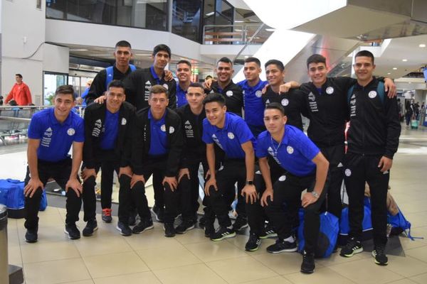 La Albirrojita viajó a Francia - Fútbol - ABC Color