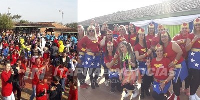 PROFESORES SE DISFRAZARON DE SUPERHÉROES PARA ALEGRAR A NIÑOS