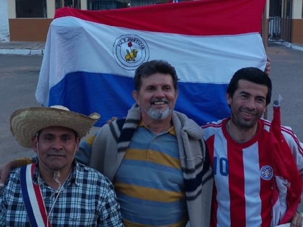 Manifestante detenido niega agresión a monseñor Edmundo Valenzuela » Ñanduti