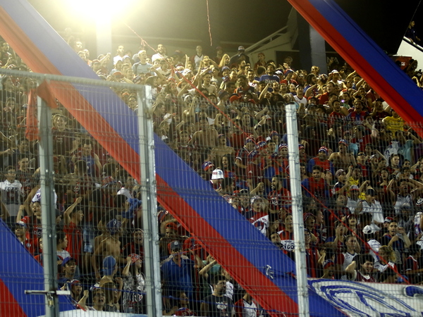 Cerristas agotan entradas para el juego de ida contra River Plate
