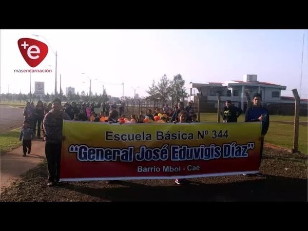 CON CORRECAMINATA, CELEBRAN 70 AÑOS DE LA ESCUELA JOSÉ E. DIAZ