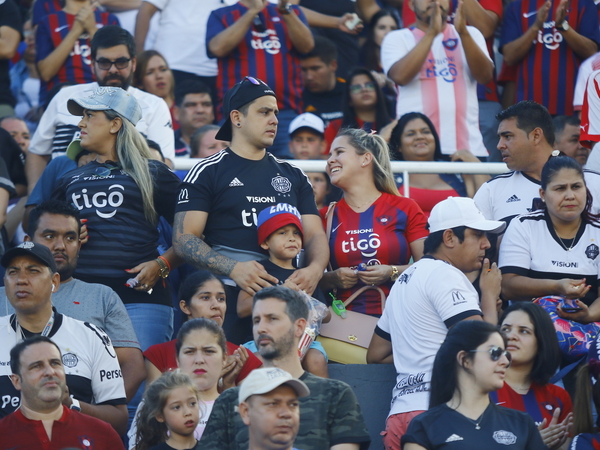 Espíritu deportivo entre Cerro y Olimpia