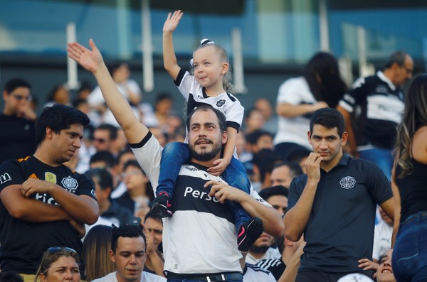 Sector de Olimpia, agotado para el clásico