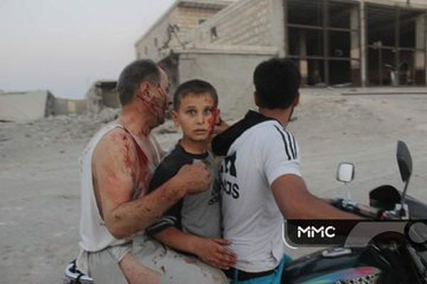 Ataques aéreos del régimen sirio y Rusia mataron a 15 civiles en Idlib