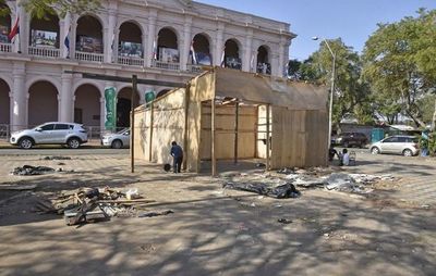 Damnificados realizan un retorno lento a sus casas - Locales - ABC Color