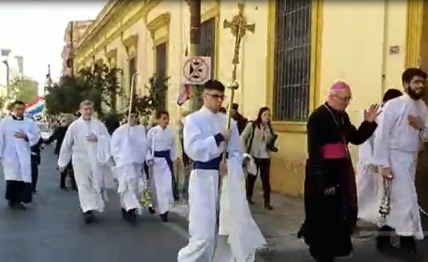 Monseñor aclaró que no hubo agresiones de escrachadores