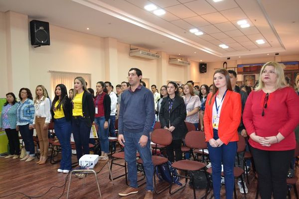 Abren escuela de líderes de Misiones - Nacionales - ABC Color