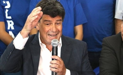 HOY / Efraín quiere que juicio político se trate este miércoles