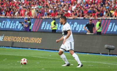 HOY / Debuta en un clásico y no lo puede terminar
