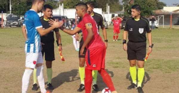 Primera C: hoy se chutan los de la 14