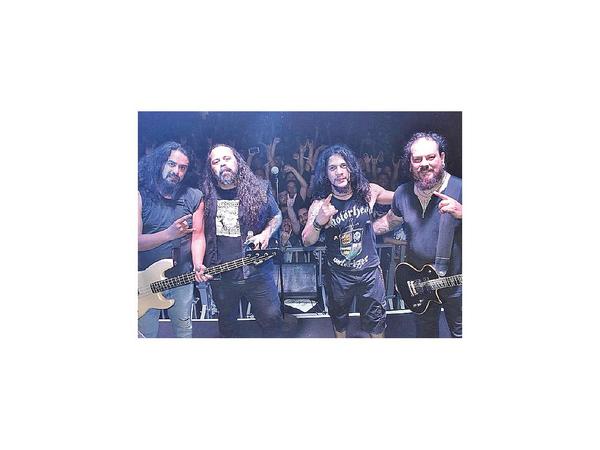 A puro metal cierran festejos de Asunción
