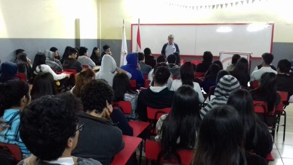 Estudiantes del Instituto del Saber se nutrieron de la historia de San Lorenzo | San Lorenzo Py