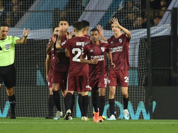 River Plate goleó antes del duelo copero con Cerro