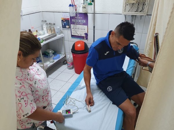 Graves incidentes en el fútbol hondureño: 3 muertos y 12 heridos, entre ellos el defensor paraguayo Roberto Moreira - ADN Paraguayo