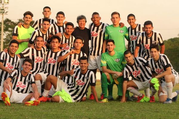 Sub 17: Dos en la cima - Fútbol - ABC Color