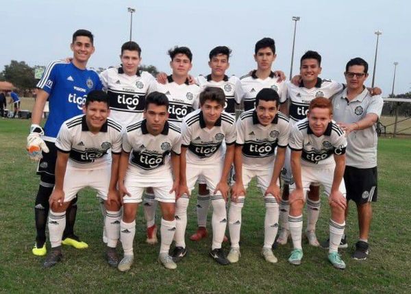 Olimpia y Cerro Porteño mandan en la Sub 15 - Fútbol - ABC Color